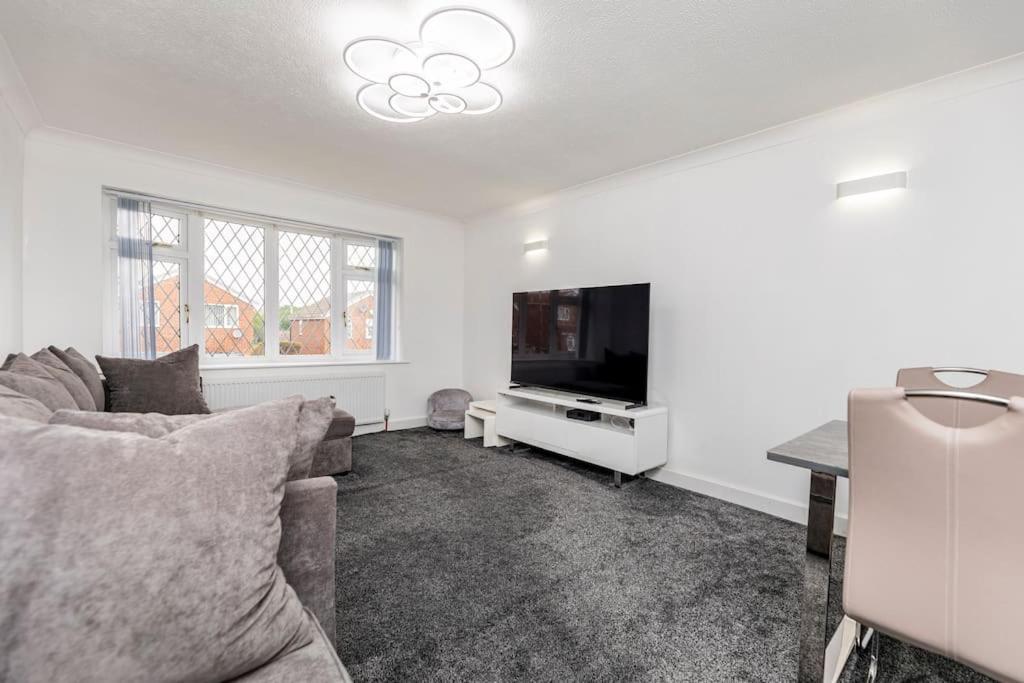 Luxurious Detached Bungalow Batley Exterior foto